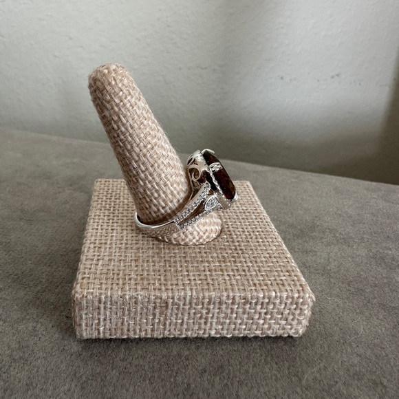 Citrine & CZ set in sterling silver fashion ring! - Picture 3 of 13